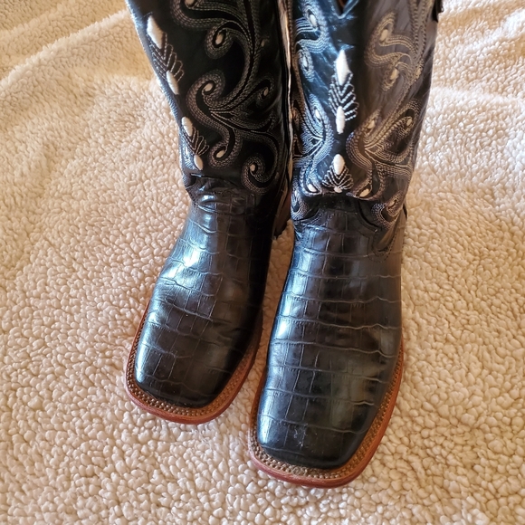 Black Leather Cowboy Boots - Picture 3 of 10